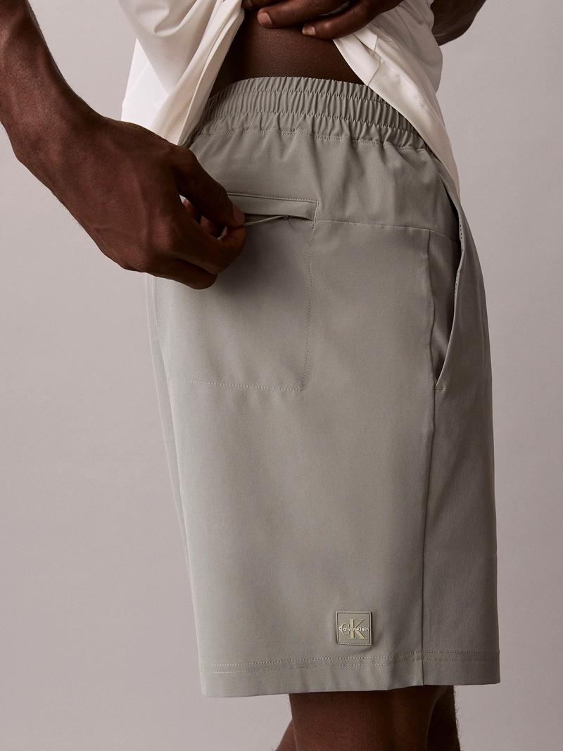 SHORT DEPORTIVO GRAPHIC MONOGRAM - 5