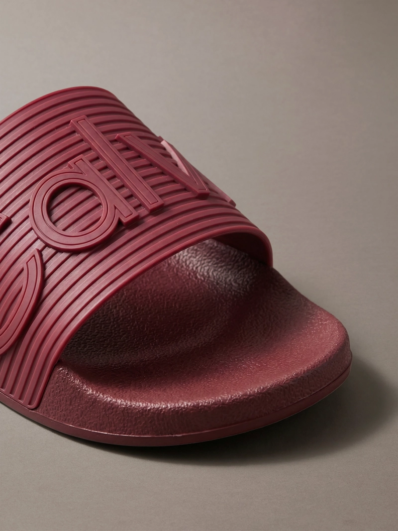 SANDALIAS CON LOGO EN TEXTURA - 7
