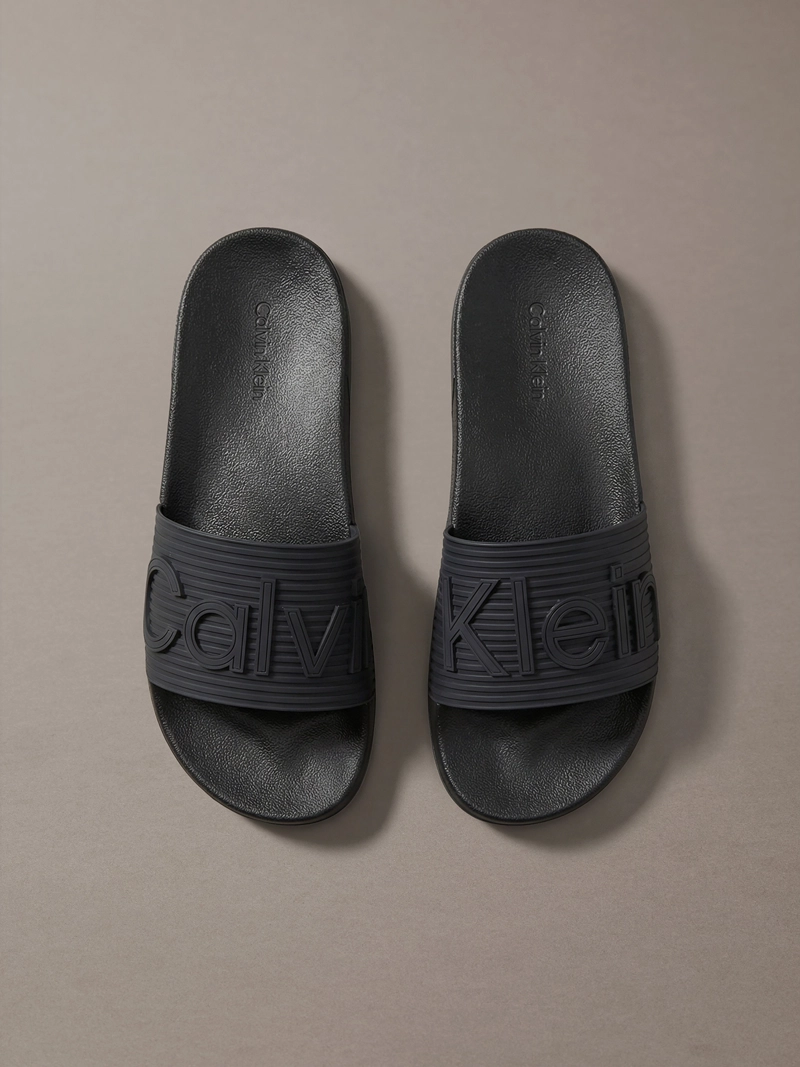 SANDALIAS CON LOGO EN TEXTURA - 4