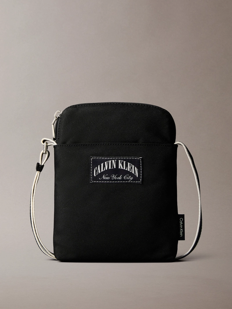 BOLSO REPORTER CON PARCHE GRAFICO - 1