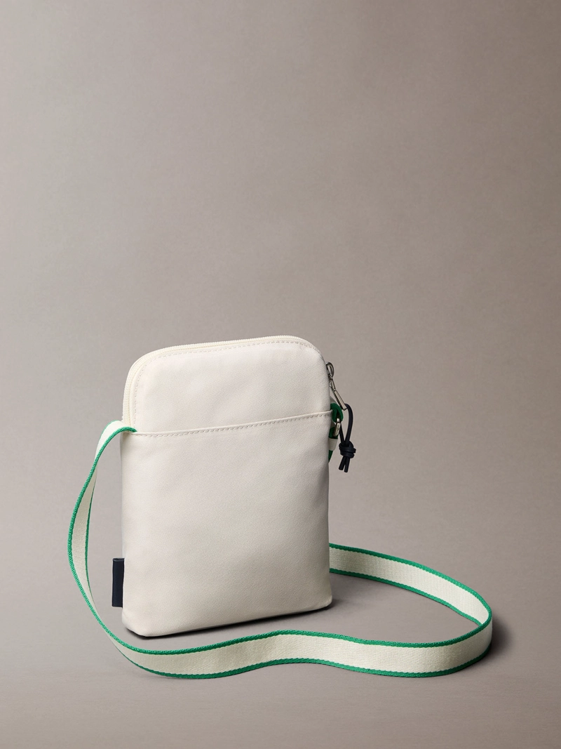 BOLSO REPORTER CON PARCHE GRAFICO - 2