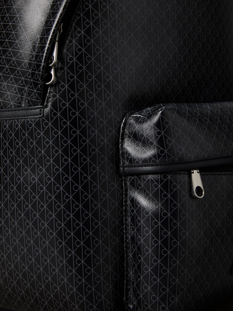 MOCHILA CON ESTAMPADO DE EMBLEMA - 4