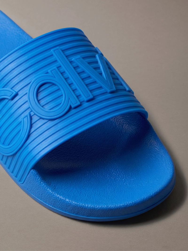 SANDALIAS CON LOGO EN TEXTURA - 7