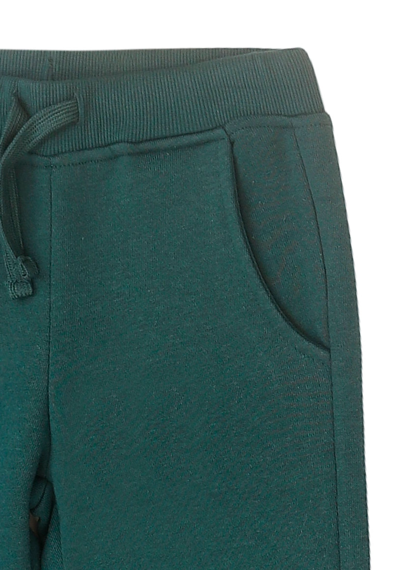 PANTALON BUZO NIÑO DAY TO DAY 2620730 VERDE OSCURO - 3
