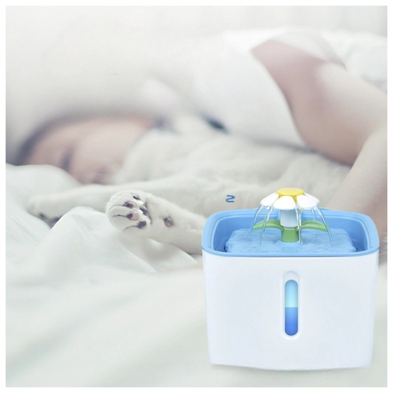 FUENTE BEBEDERO MASCOTAS 2.5 L CON LUZ NIVEL - 5