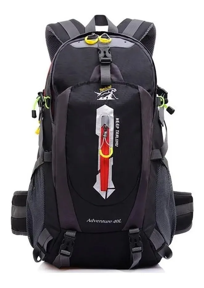 MOCHILA DE VIAJE DEPORTIVA TREKKING 40 LTS EN COLOR NEGRO - 1
