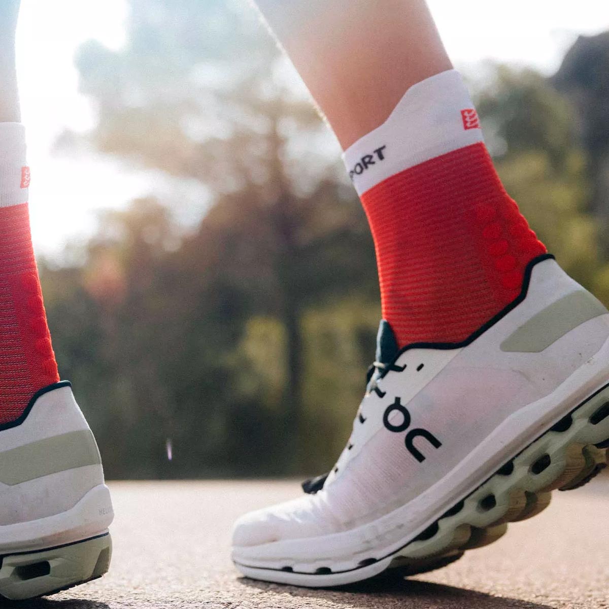 CALCETÍN UNISEX COMPRESSPORT OI24 C PRO RACING V4.0 RUN HIGH ROJO - 5