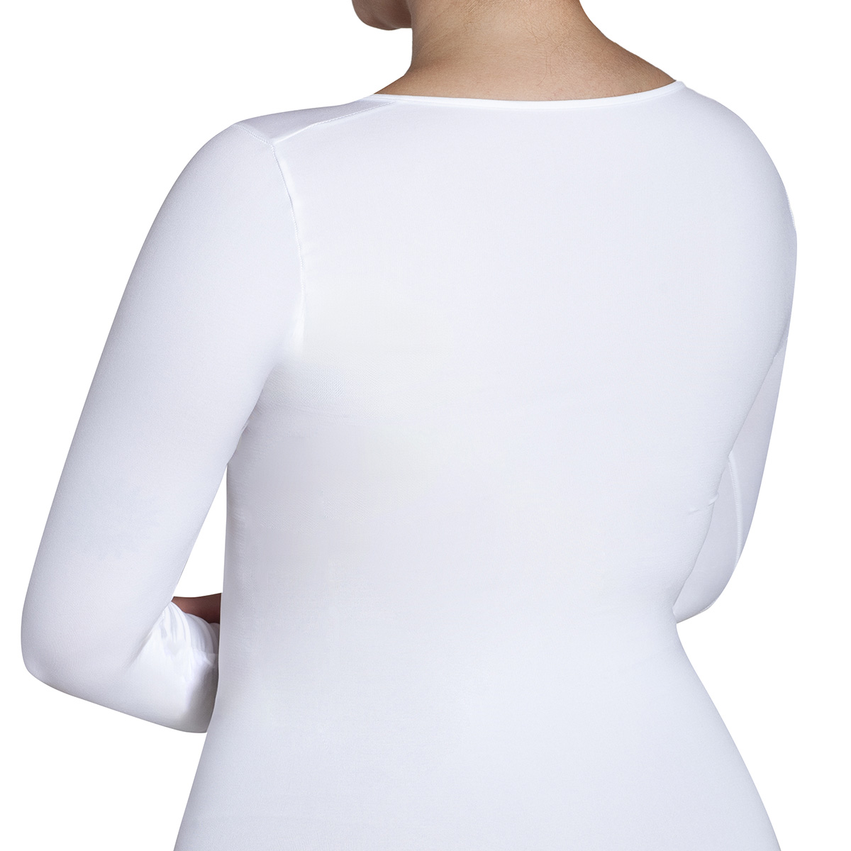 MONARCH - POLERA MANGA LARGA ESCOTE CUADRADO BLANCO - 3