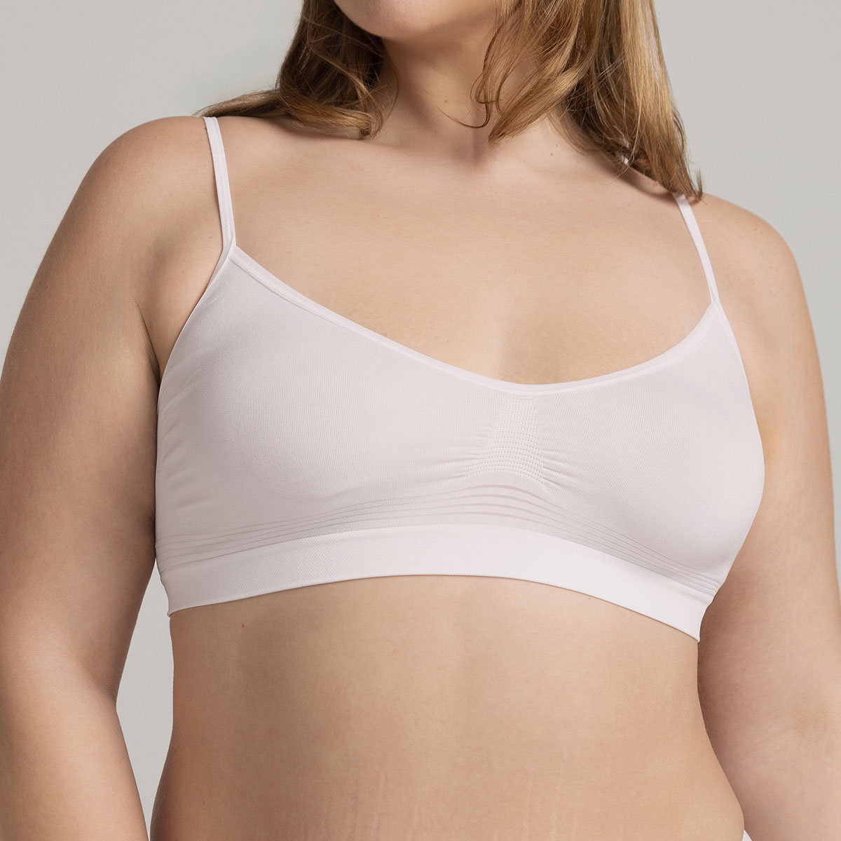 PACK SOSTÉN BASIC SEAMLESS EN COLOR BLANCO MONARCH - 3