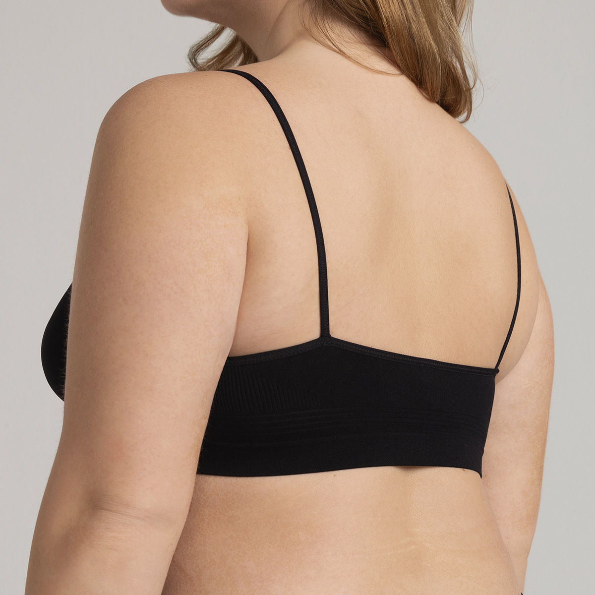 PACK SOSTÉN BASIC SEAMLESS EN COLOR NEGRO MONARCH - 4