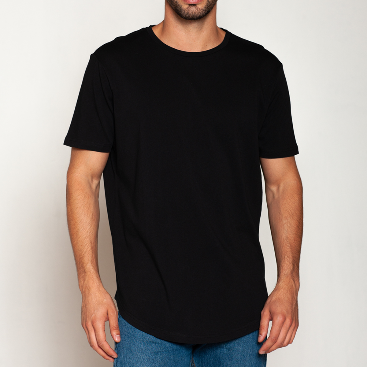 POLERA ALGODÓN REGULAR FIT EN COLOR NEGRO TAIS - 1