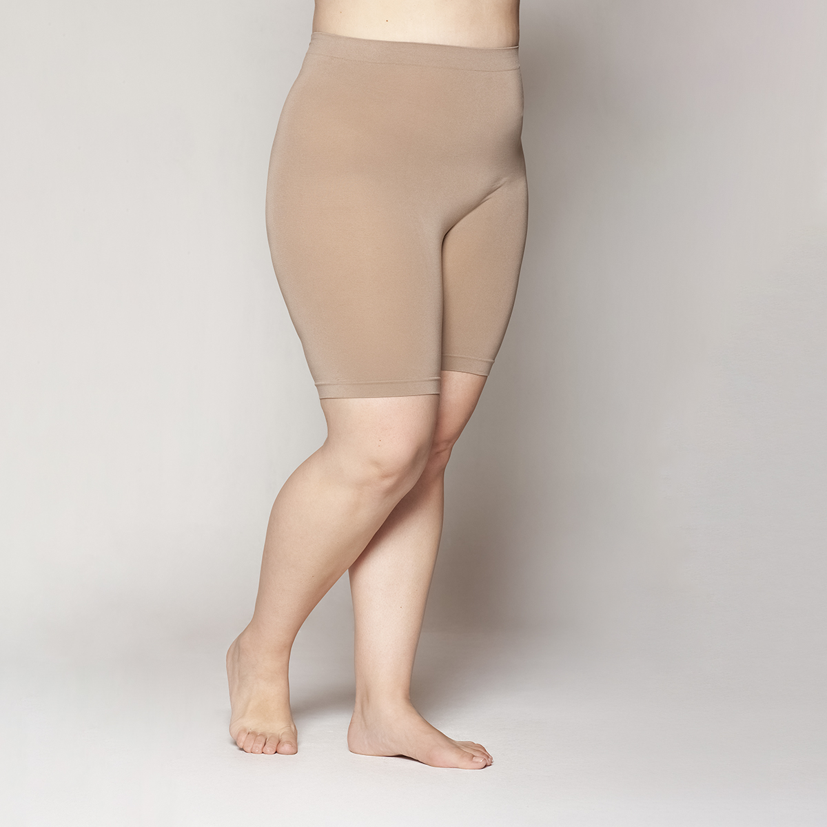 SHORT ESENCIAL NUDE MONARCH - 3