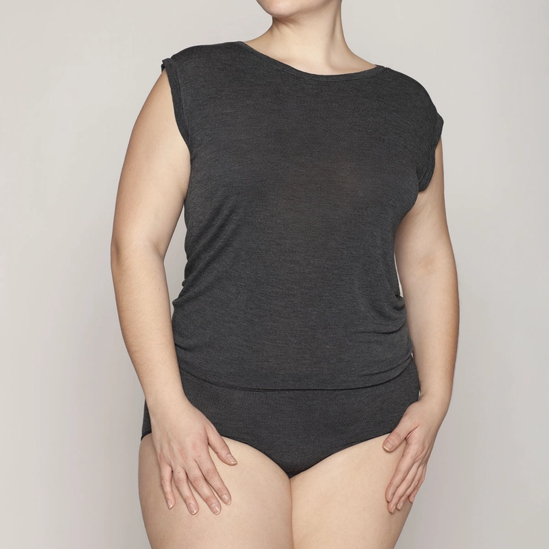 POLERA ESTILO BODY HOLGADO SIN MANGA LASST - 4