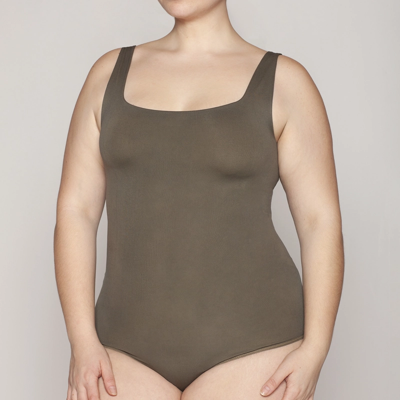 POLERA ESTILO BODY REGATA ESCOTE CUADRADO MONARCH - 4