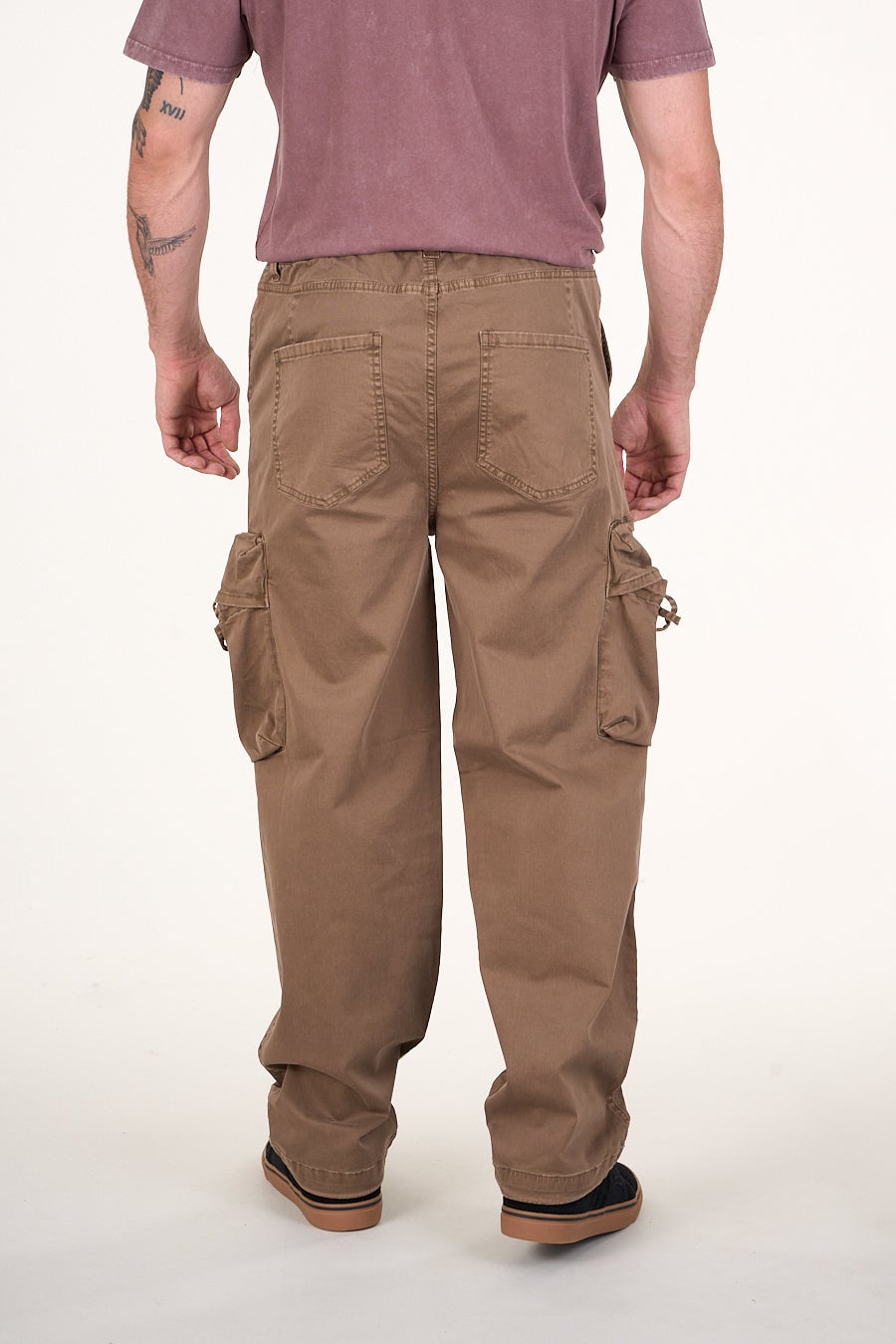 PANTALON CARGO TWILL PROCESADO RELAXED CAFÉ WI4755 POLEMIC - 4