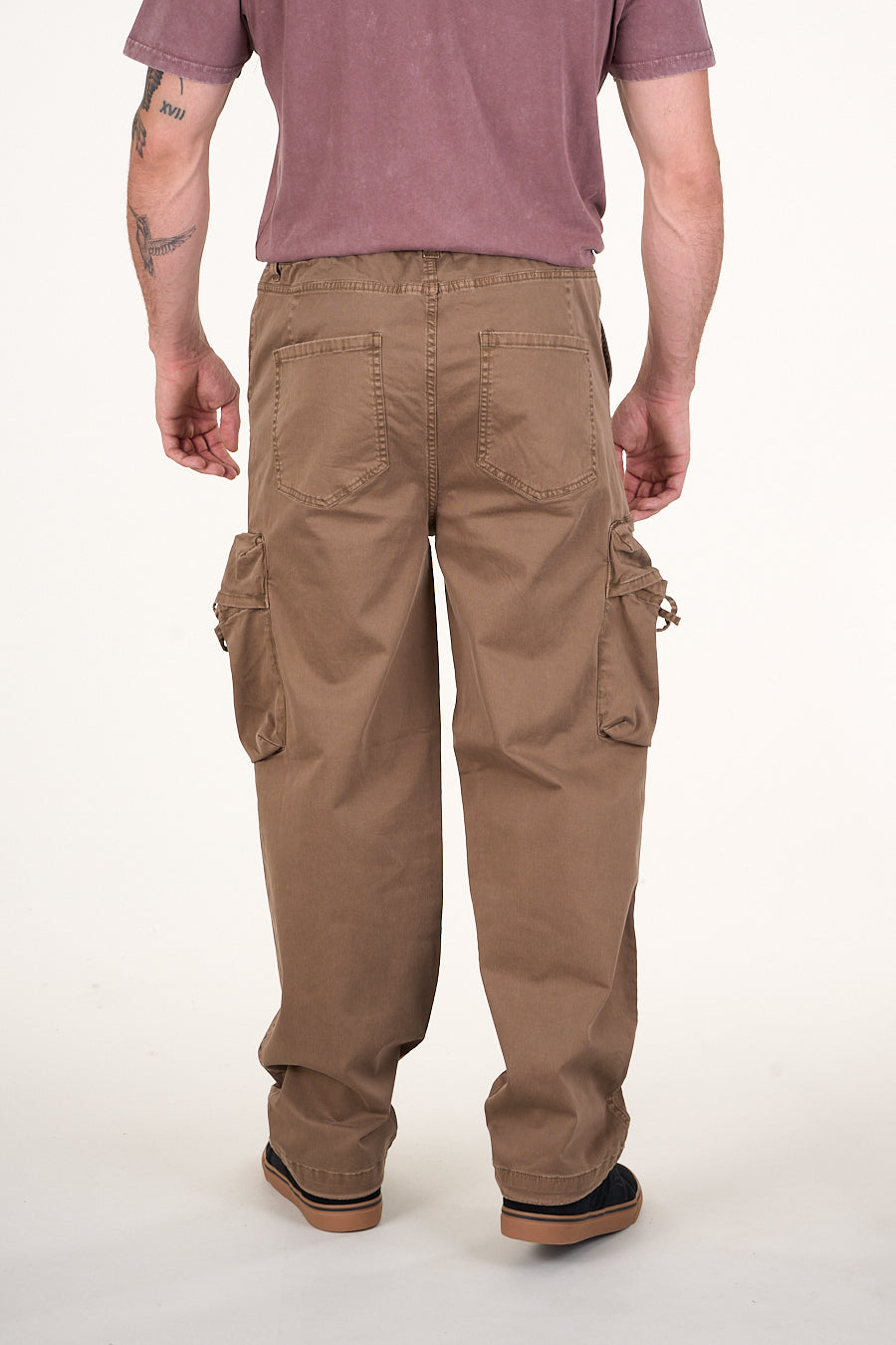 PANTALON CARGO TWILL PROCESADO RELAXED CAFÉ WI4755 POLEMIC - 4