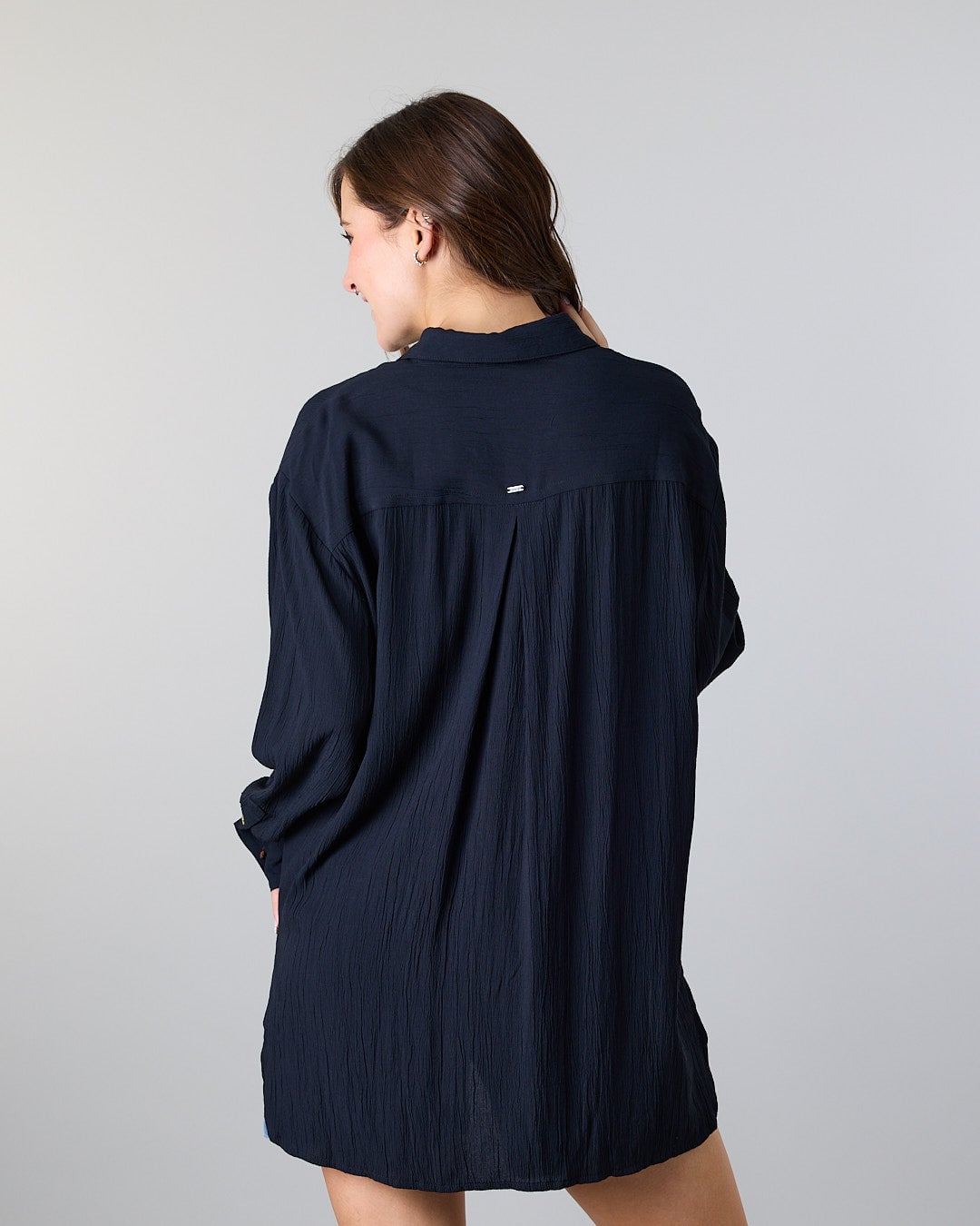 BLUSA MUJER MANGA LARGA RELAXED FIT NEGRO POLEMIC - 4