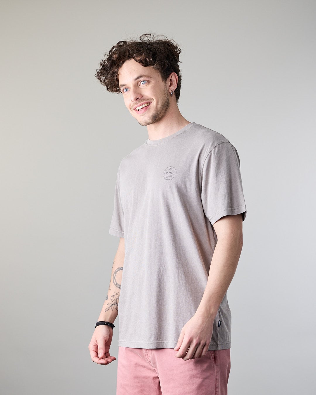 POLERA HOMBRE MANGA CORTA FLOWER XV1777 POLEMIC - 2