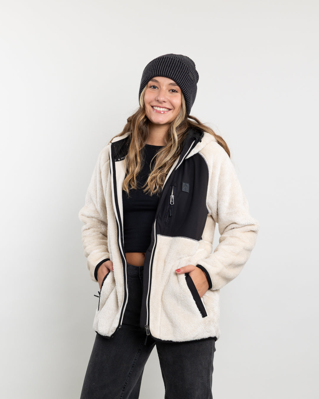 POLERON MUJER POLAR SHAGGY BONDED CON GORRO POLEMIC - 5