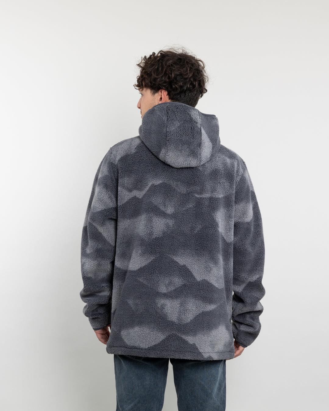 POLERON HOMBRE MINI SHERPA PRINT CON GORRO POLEMIC - 4