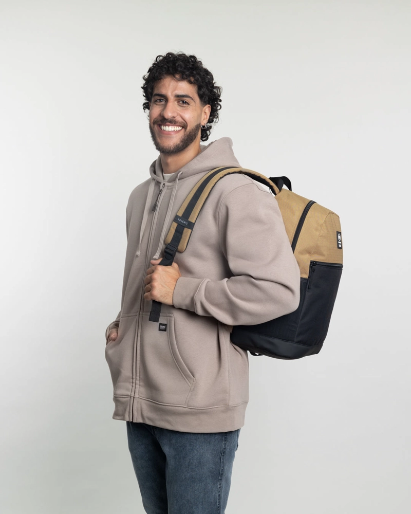 POLERON CON CIERRE Y GORRO INVIERNO BEIGE POLEMIC - 5