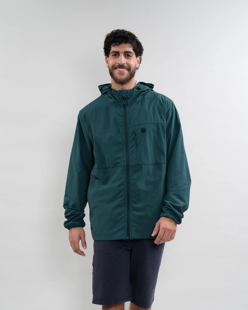 CORTAVIENTOS HOMBRE CON GORRO VERDE POLEMIC - 1