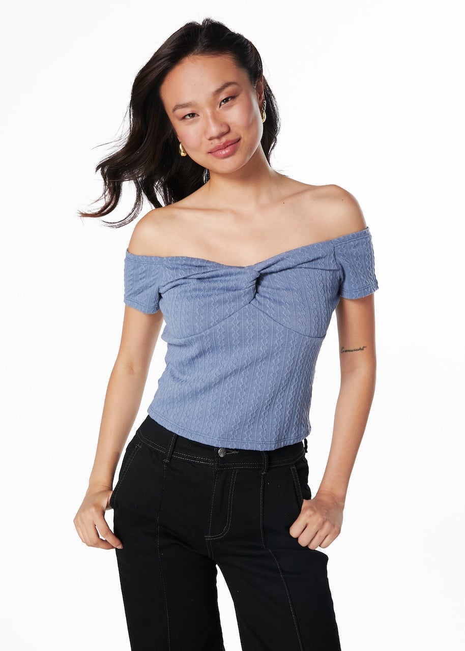 POLERA MICHI REGULAR ESCOTE BARDOT TORZON EN BUSTO - 1