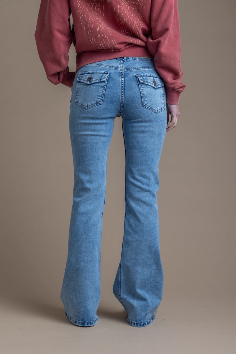 JEANS FEEL LIGHT FLARE BOLSILLO C/ TAPETAS - 3