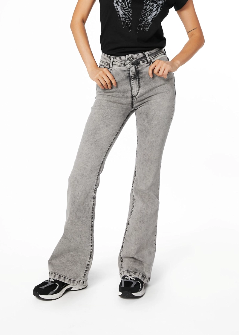 JEANS FEEL FLARE BOLSILLO C/ TAPETAS GRIS EFESIS - 2