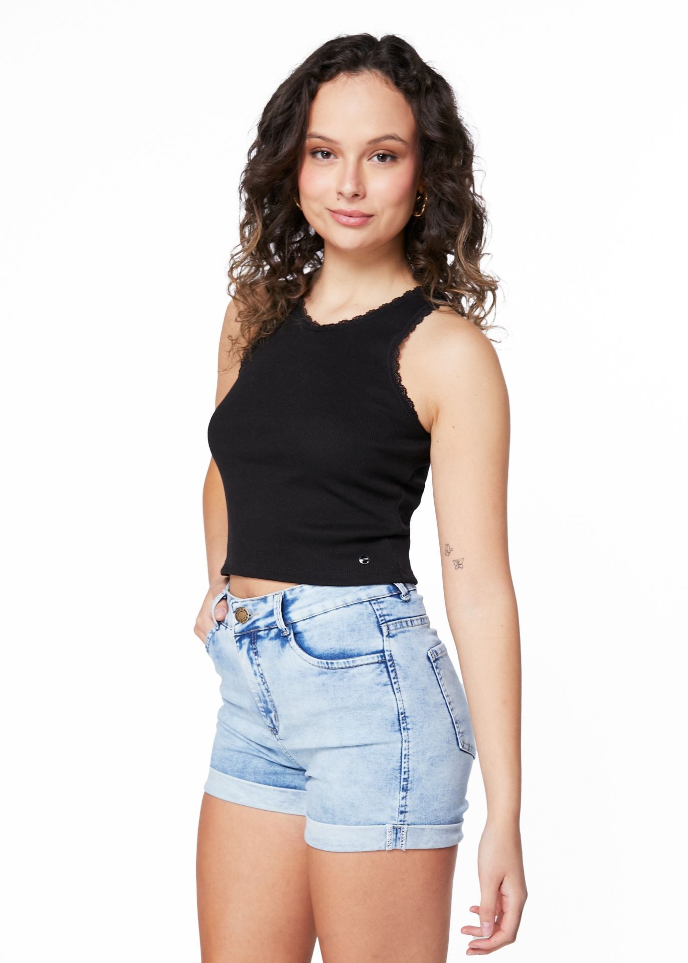 POLERA NOOSA SIN MAGAS BASICA EN COLOR NEGRO EFESIS - 3