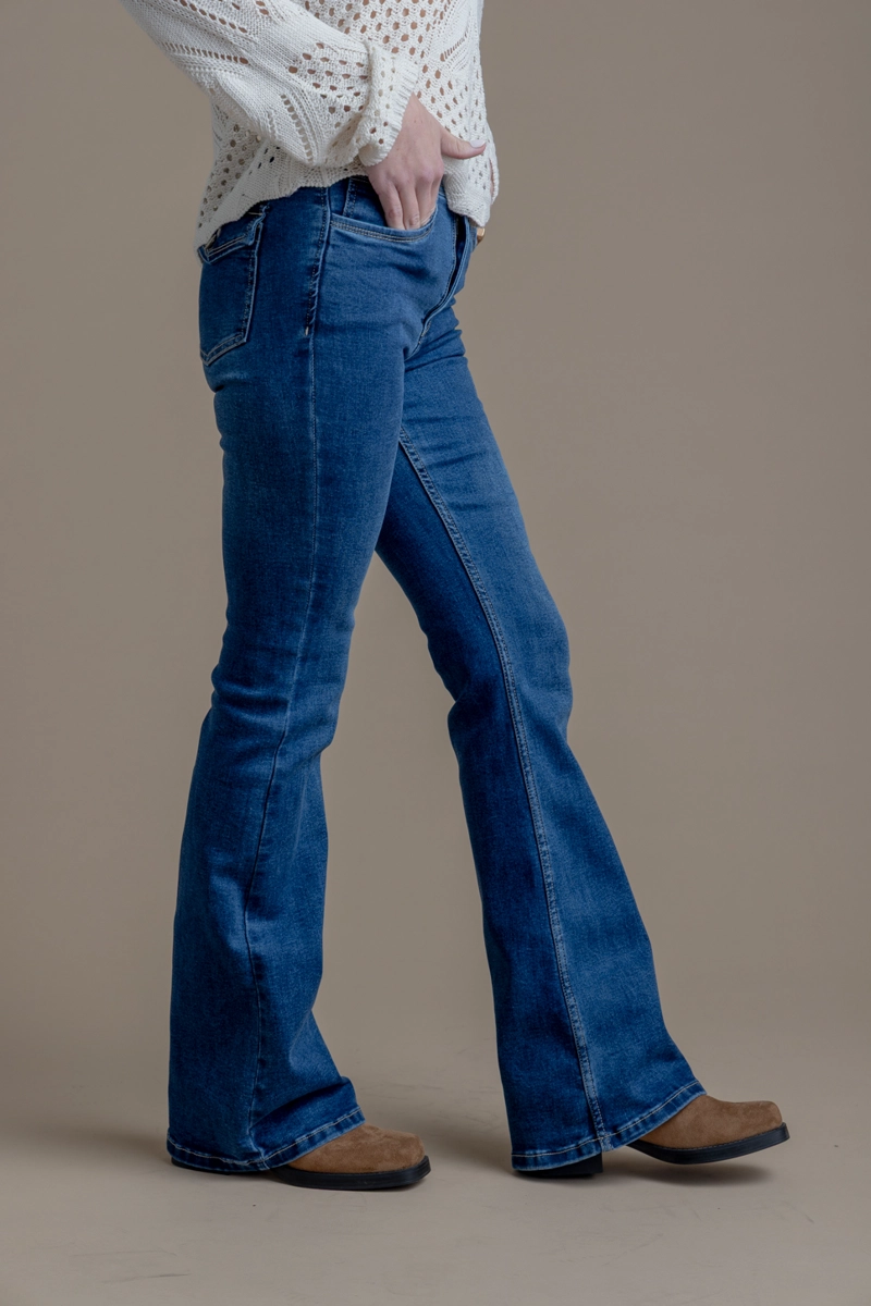 JEANS FEEL FLARE BOLSILLO C/ TAPETAS - 2
