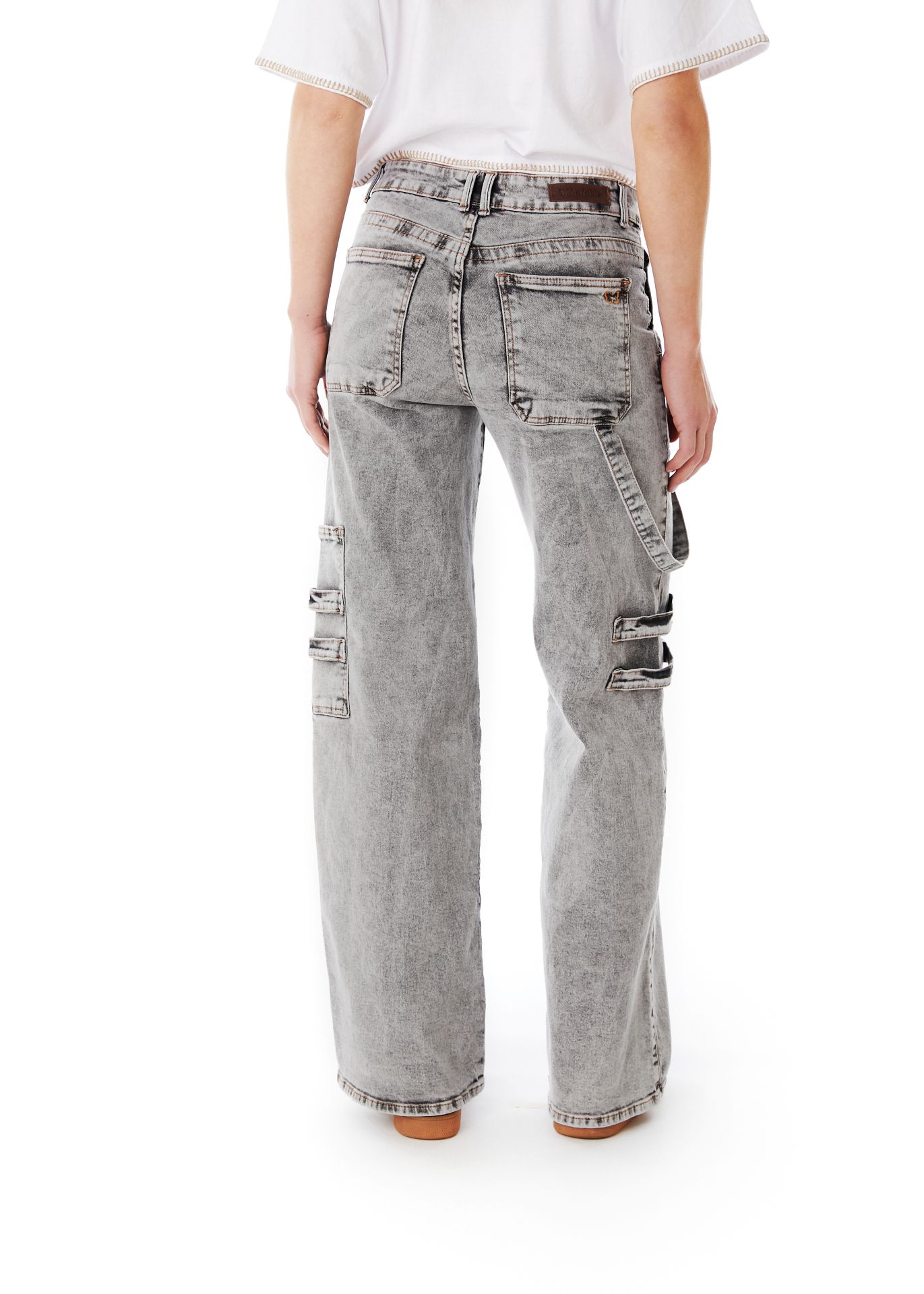 JEANS ZAHIR WIDE TRABAS BOLSILLO PARCHE GRIS EFESIS - 4