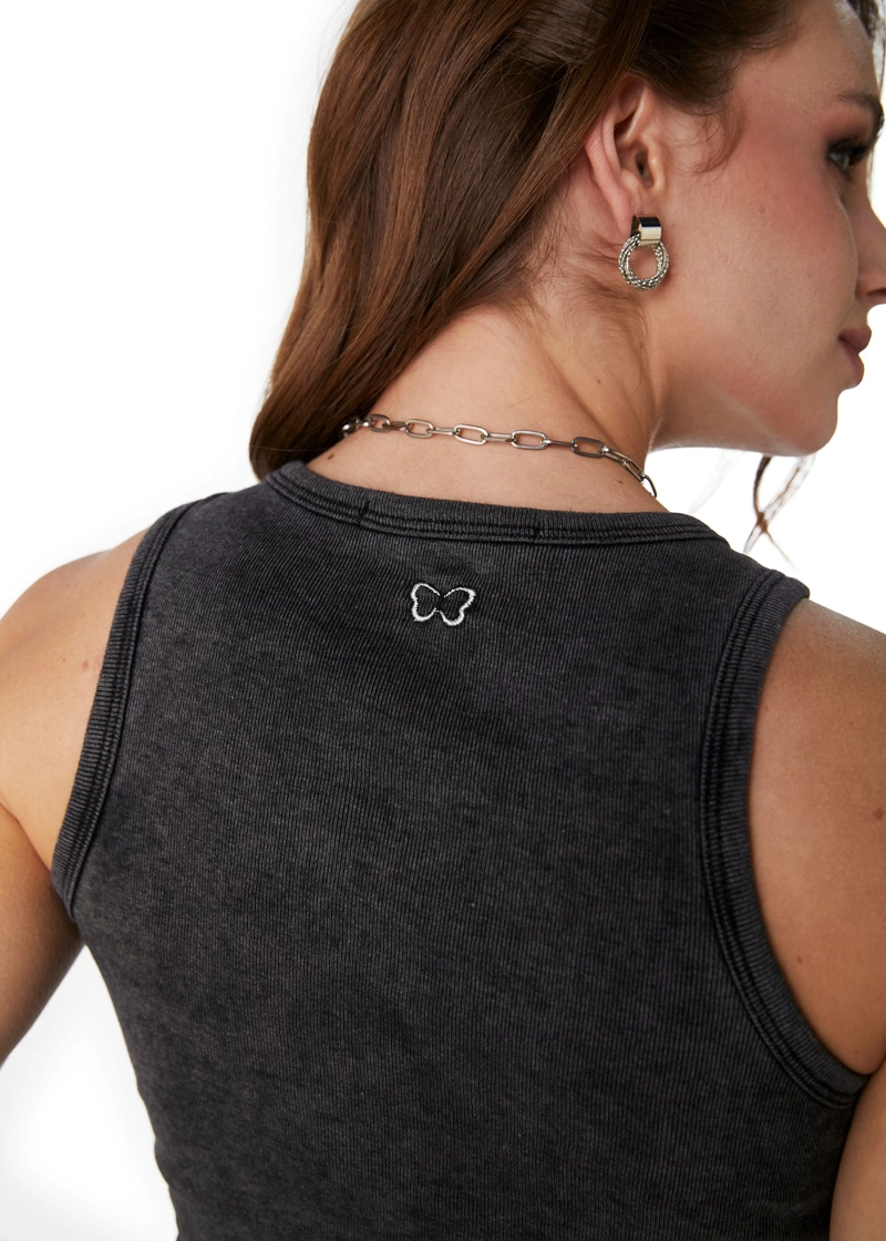 POLERA LAM TANK FIT GRAVILLADA GRAFITO EFESIS - 5