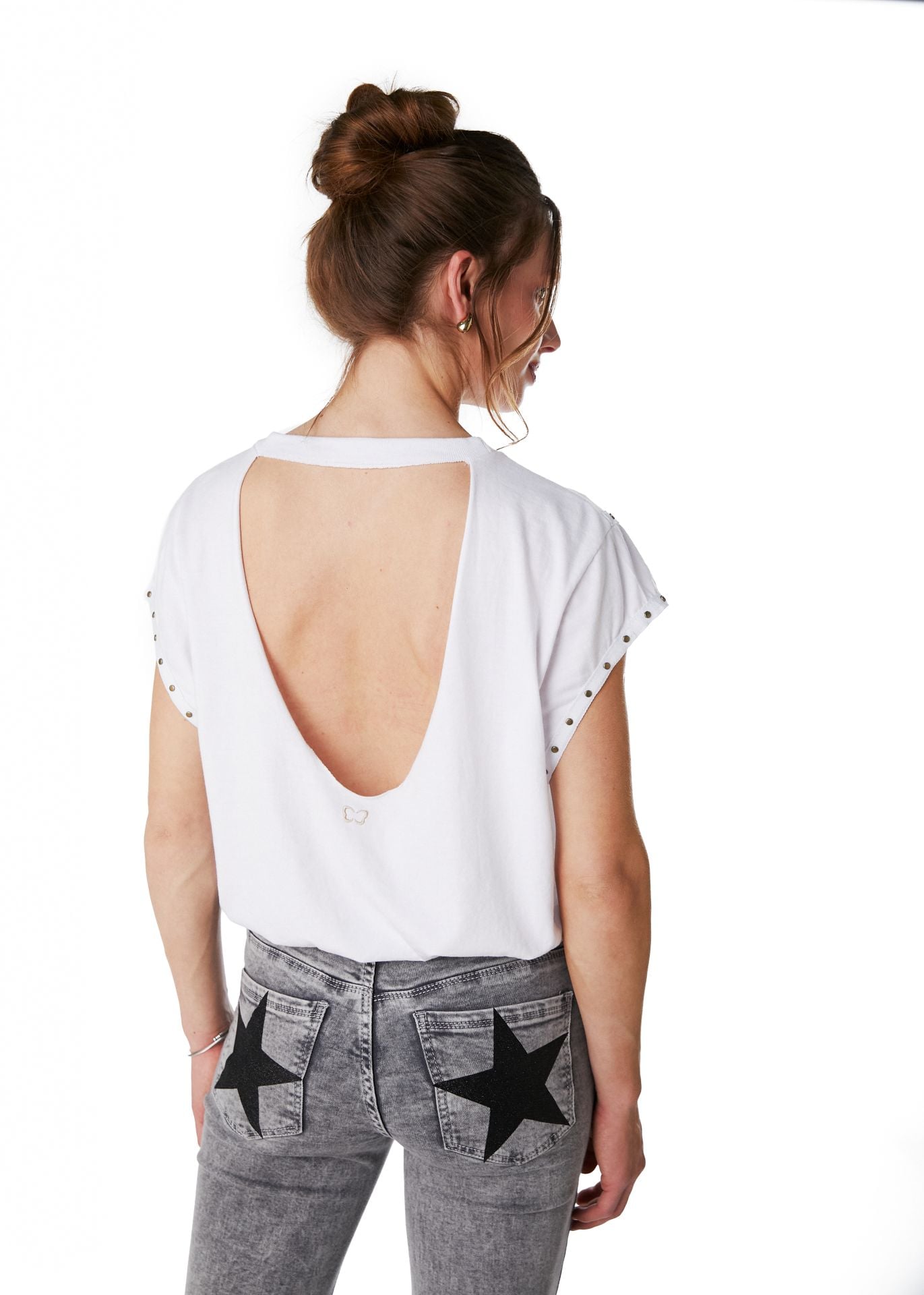 POLERA MERCIER OVERSIZE TACHAS Y ABERTURA ESPALDA BLANCO EFESIS - 3