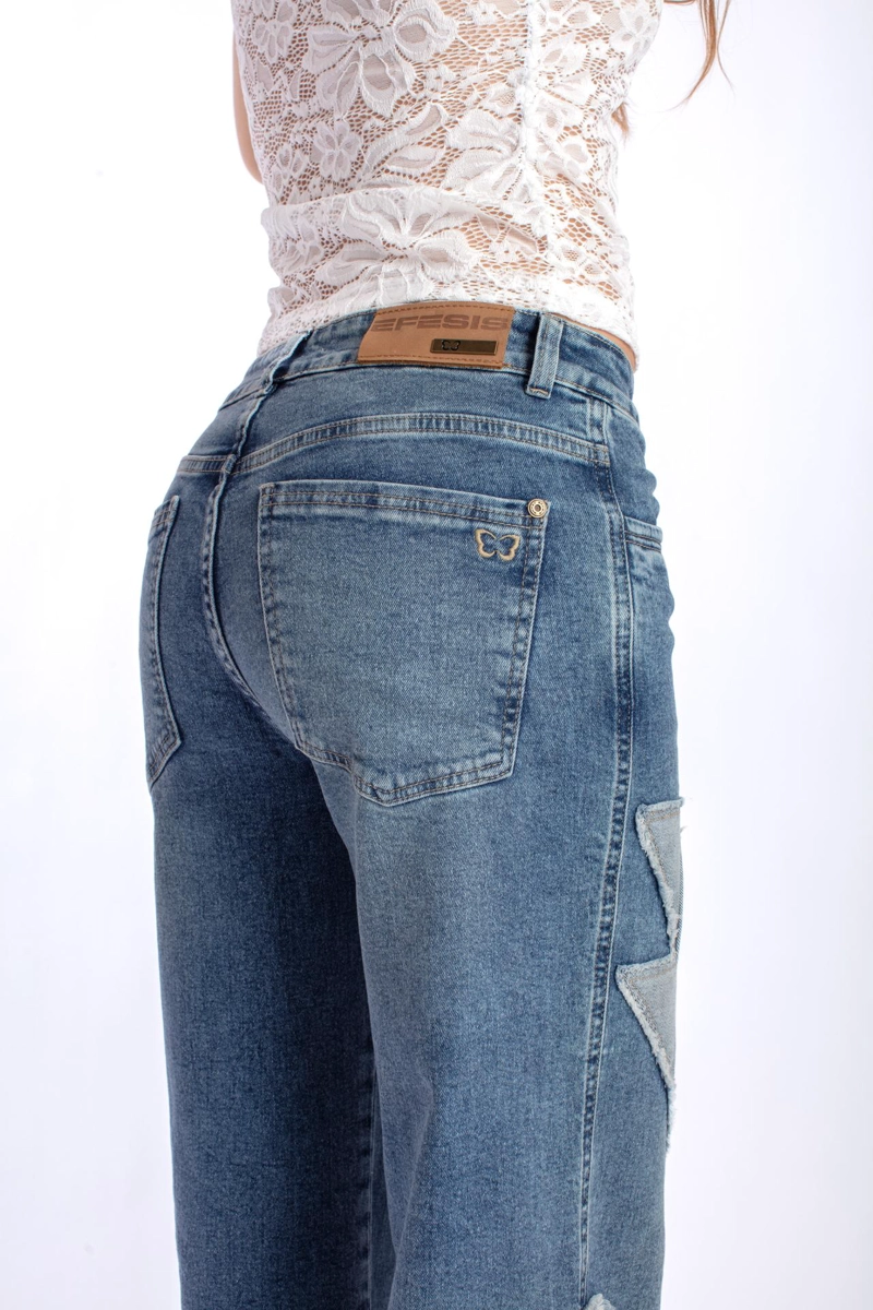 JEANS CHER WIDE PARCHE RAYOS REVEZ TELA AZUL EFESIS - 5