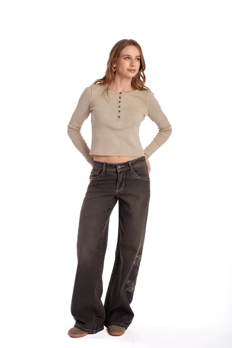 JEANS DIRTY WIDE TIRO BAJO BORDADO INFLADO NEGRO EFESIS - 1