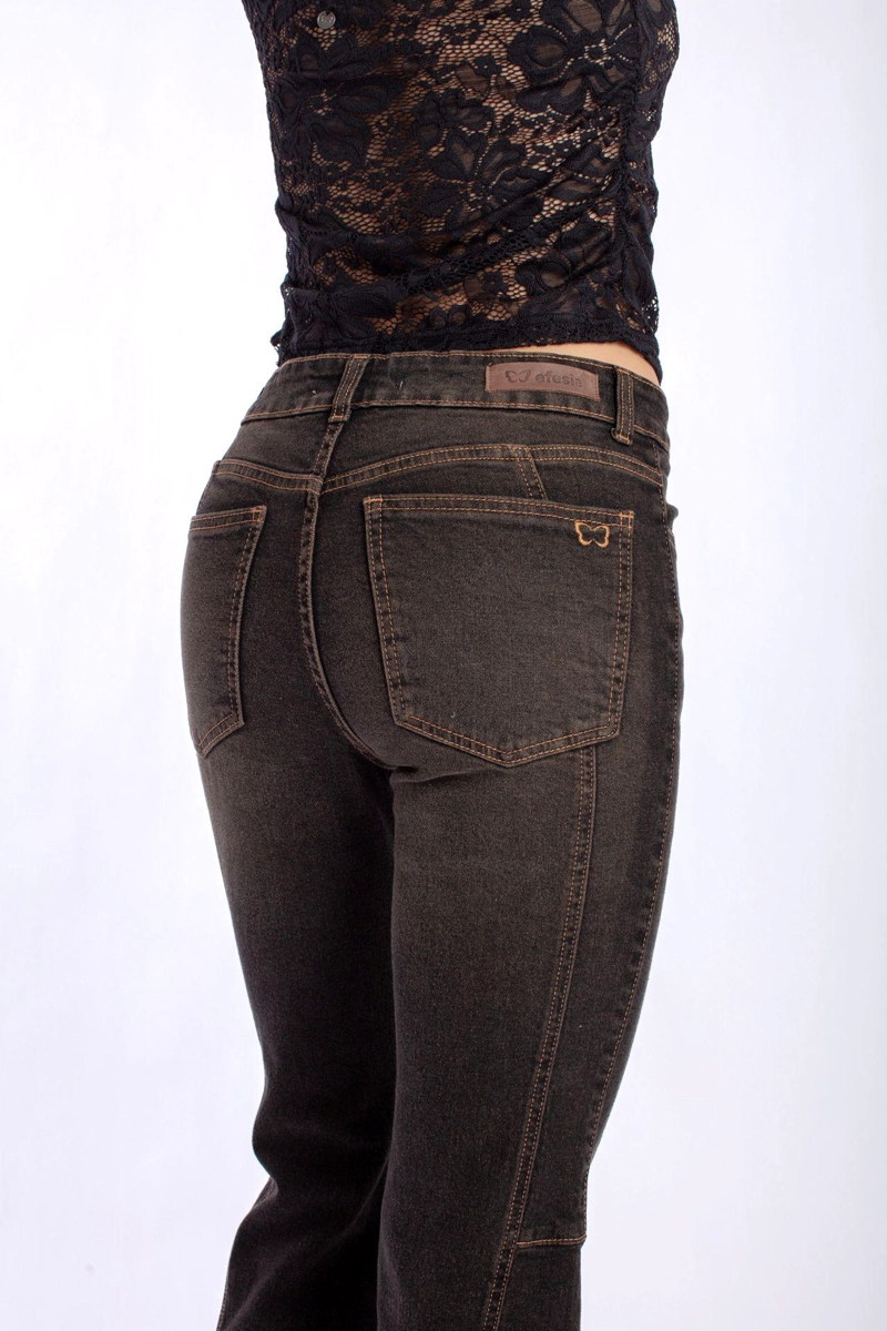 JEANS CURVI FLARE CORTES Y BORDADO EFESIS - 5