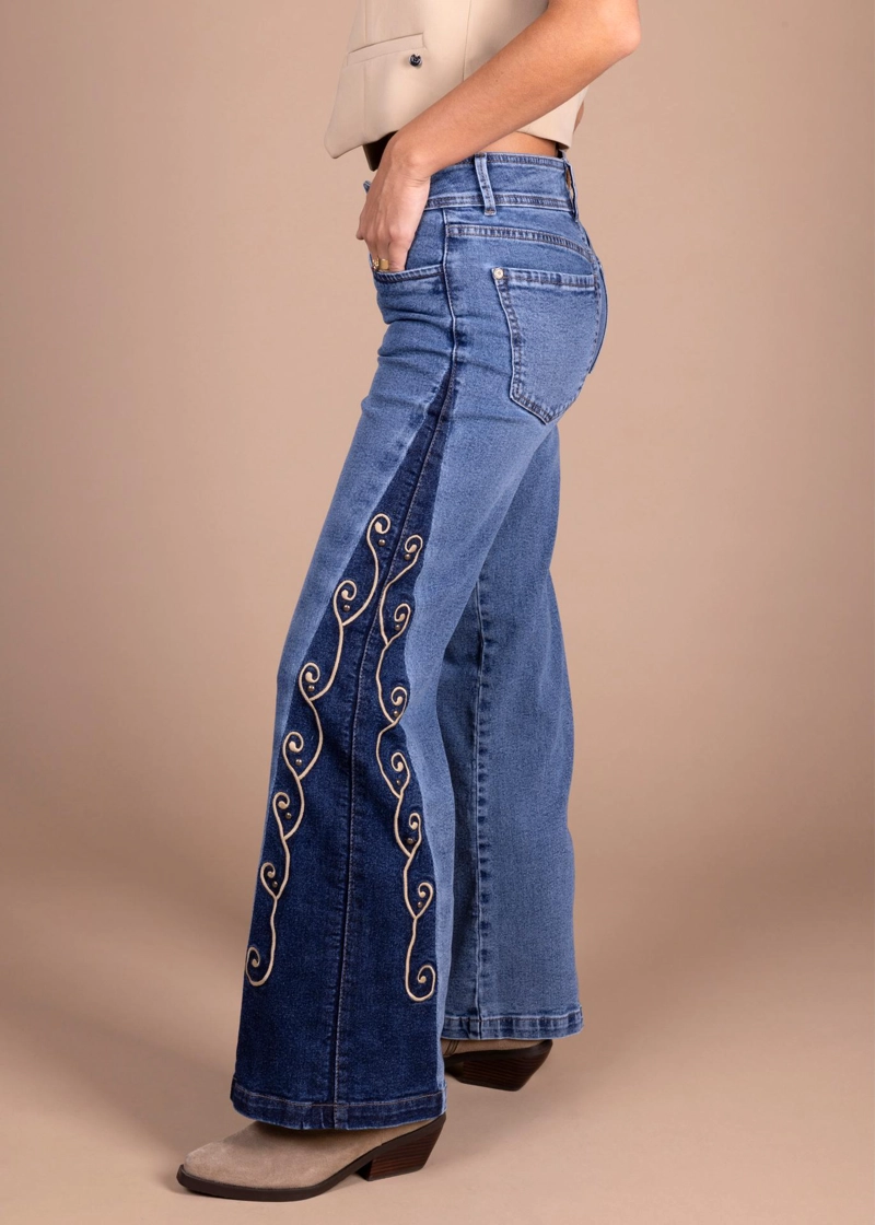 JEANS VIRGO PALAZZO BORDADO Y TACHAS AZUL EFESIS - 4