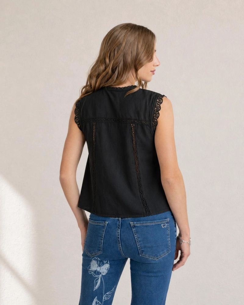 BLUSA LOREIN BRODERIE AMARRAS NEGRO EFESIS - 4
