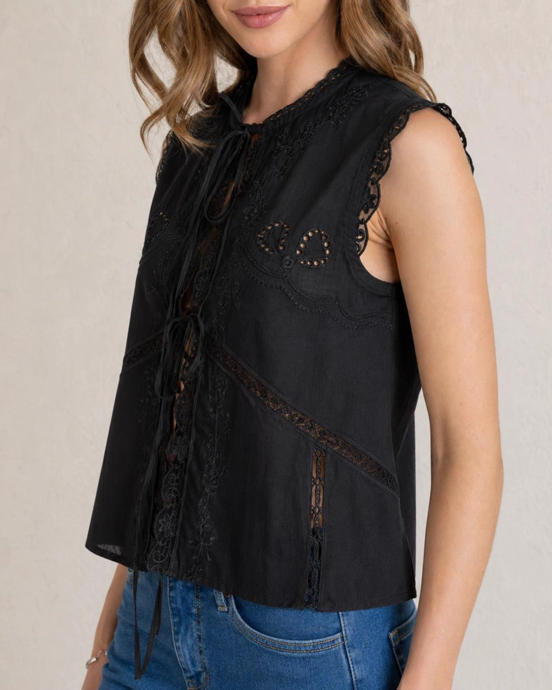 BLUSA LOREIN BRODERIE AMARRAS NEGRO EFESIS - 6