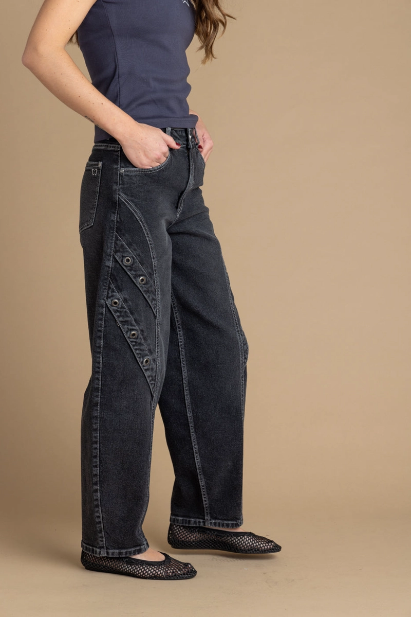 JEANS RIGEL BALLOON ALFORJA Y OJETILLOS NEGRO EFESIS - 3