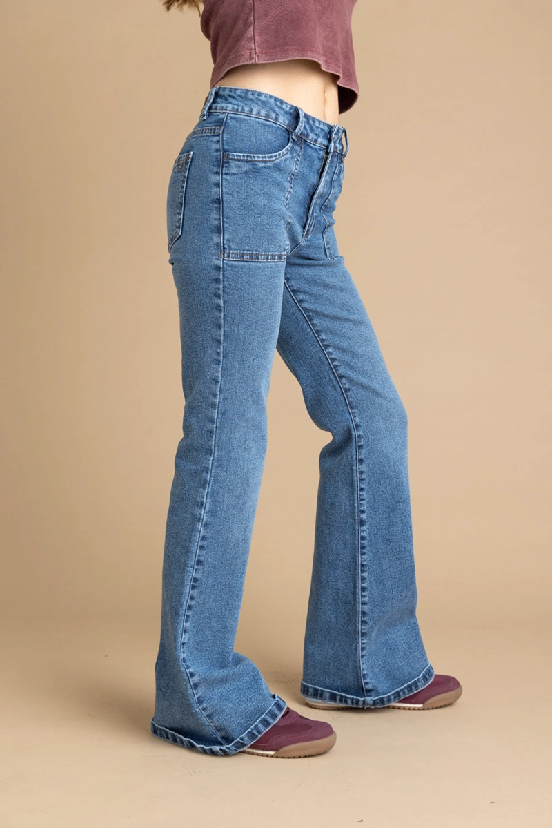 JEANS CORIN FLARE BOLSILLO PARCHE AZUL EFESIS - 3