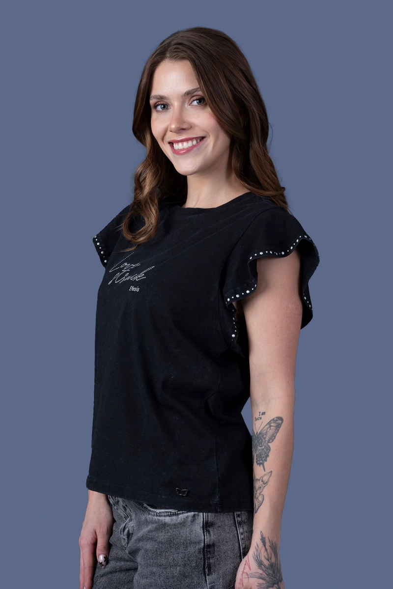 POLERA ADELA REGULAR VUELOS EN MANGA Y TACHAS NEGRO EFESIS - 3
