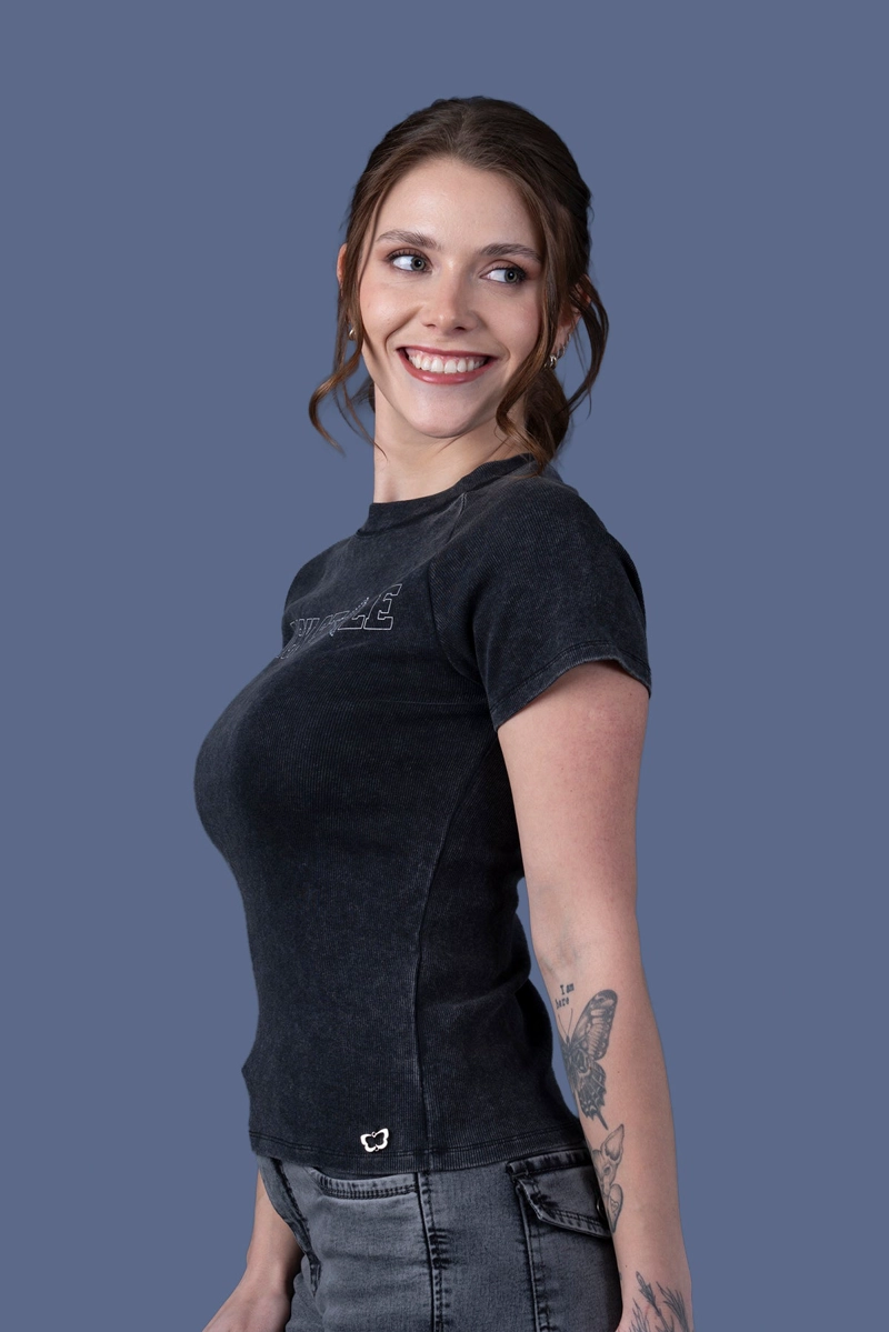 POLERA MILLER BABY TEE ESTAMPADA NEGRO EFESIS - 3