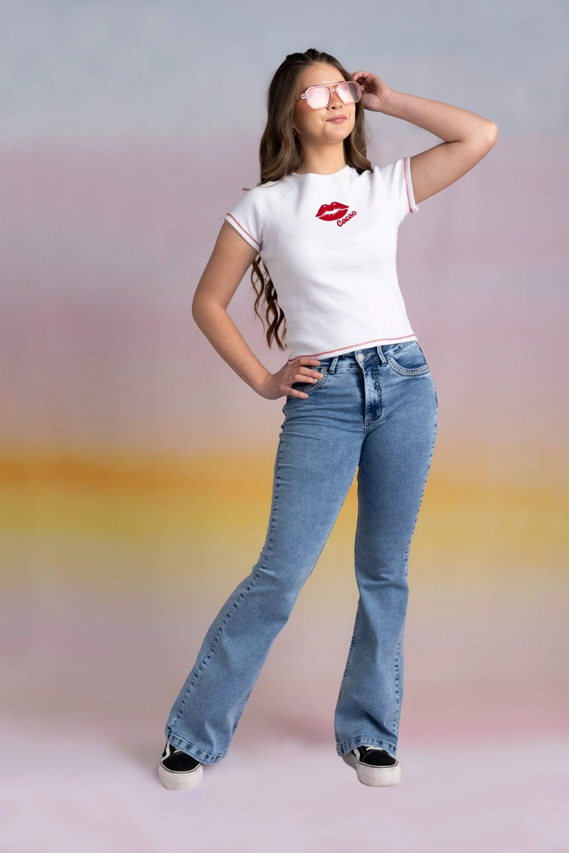 JEANS ELCIRA FLARE BORDADO CONTORNO BOLSILLOS AZUL CACAO - 2