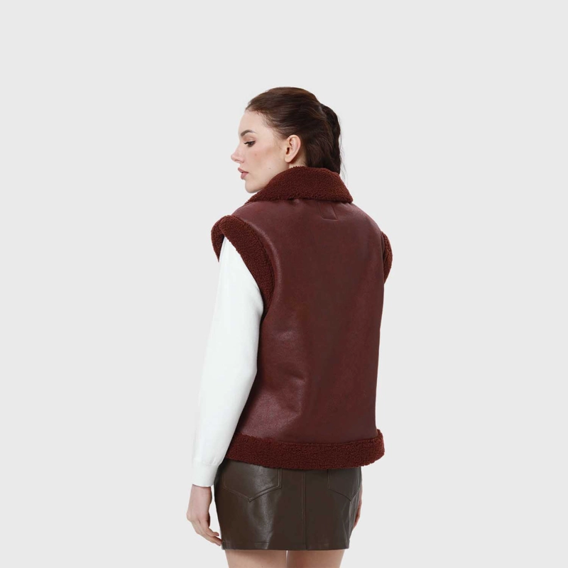 CHAQUETA MUJER EFECTO CUERO CORTO CAFE OSCURO - 3