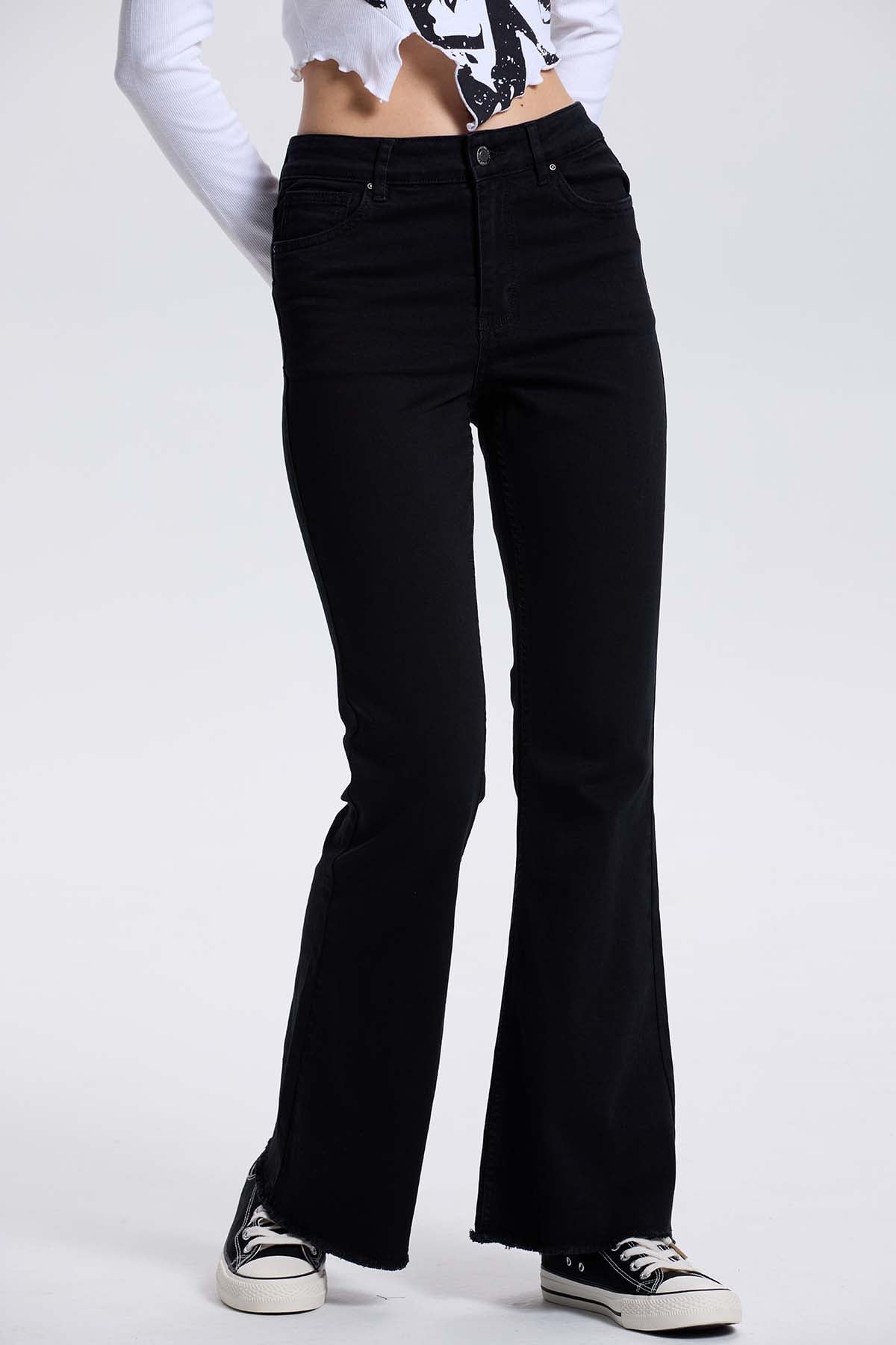 JEANS MUJER MONSE FLARE EN COLOR NEGRO - 2