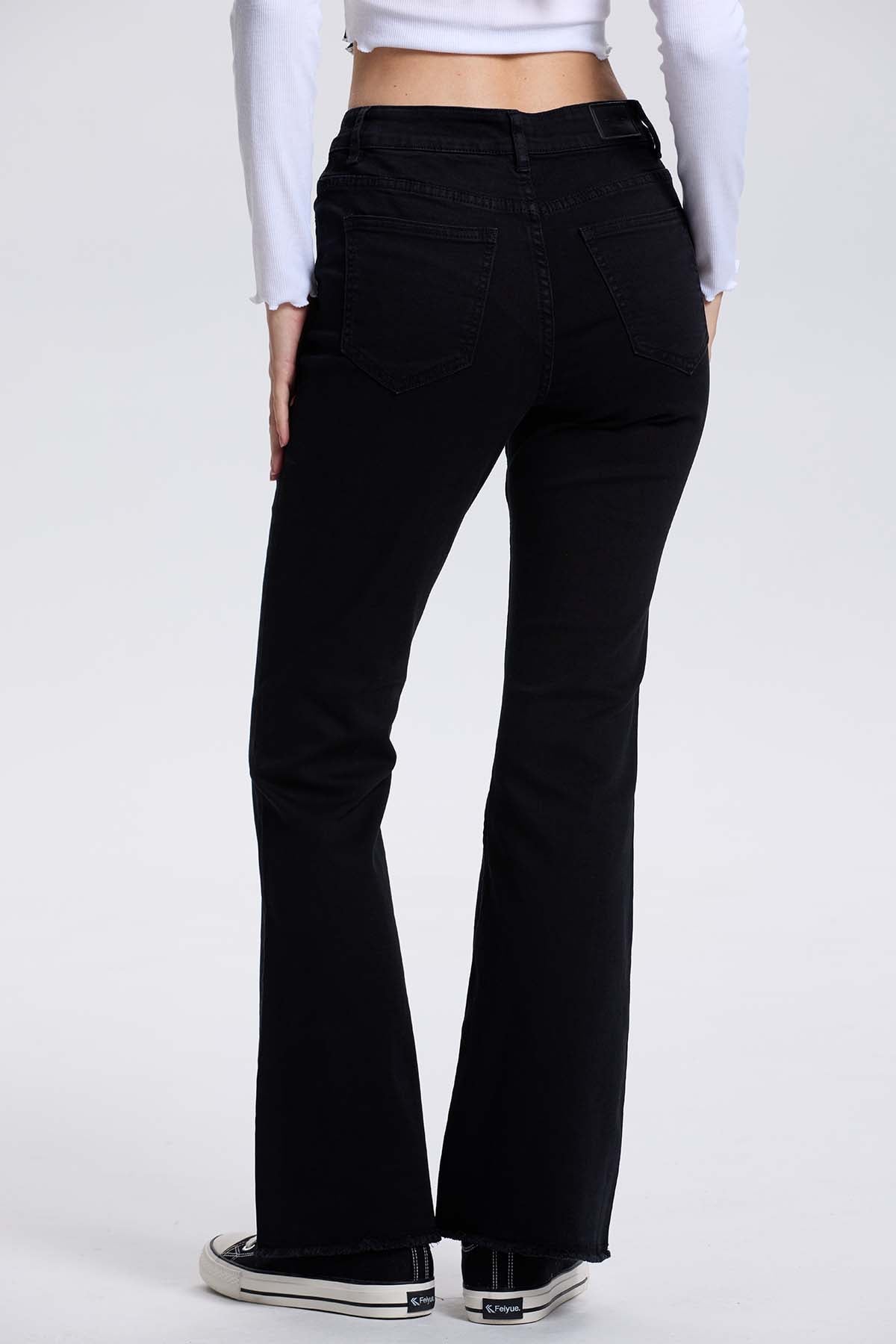 JEANS MUJER MONSE FLARE EN COLOR NEGRO - 3