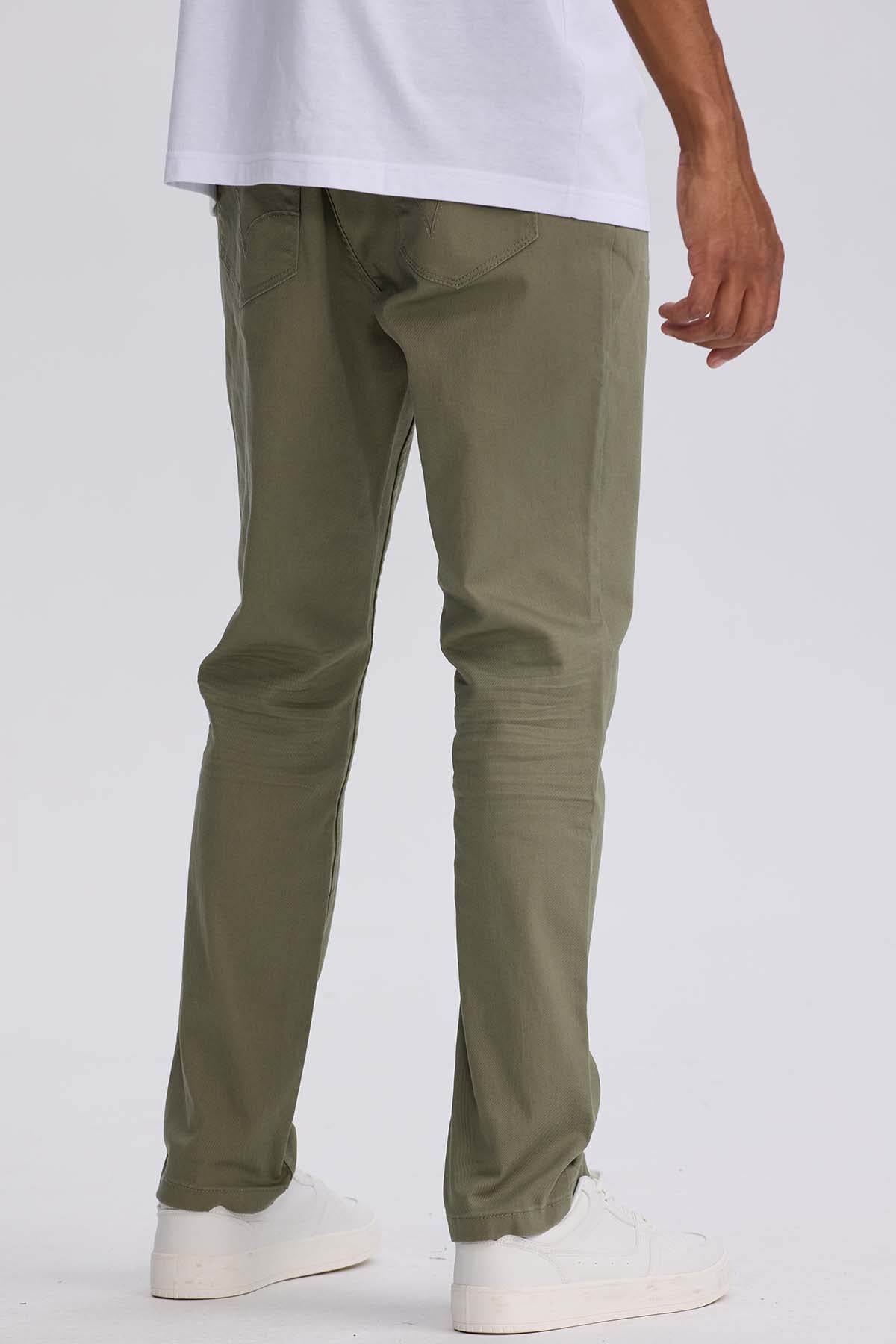 JEANS HOMBRE SLIM COLOR VERDE MILITAR - 3