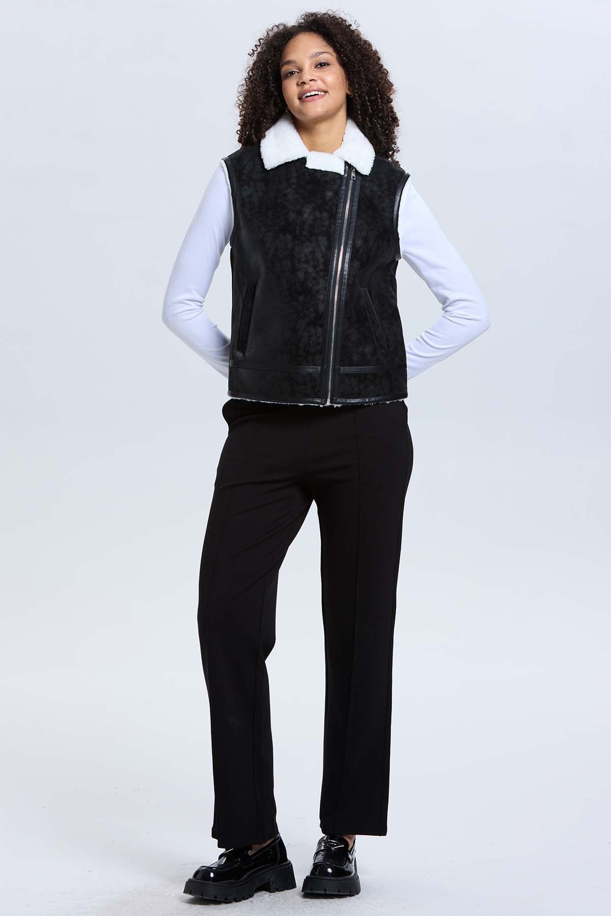 CHAQUETA MUJER EFECTO CUERO BONDED EN COLOR NEGRO - 4